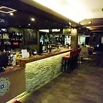 Ravintola 66 Otel 3*