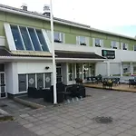 Otel Ravintola 66 3*