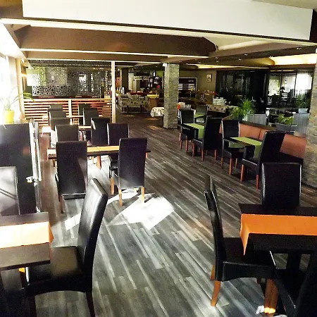 Отель Ravintola 66 Алавус