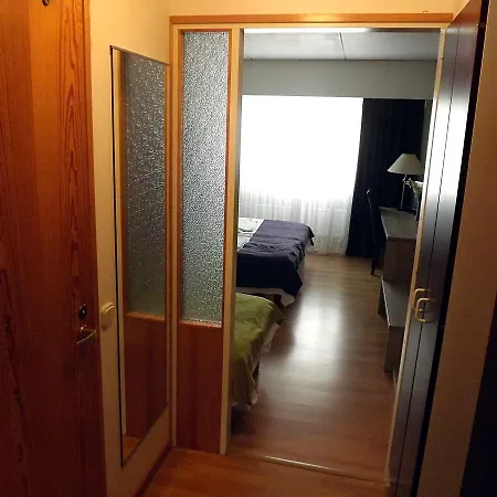 Отель Ravintola 66 3*