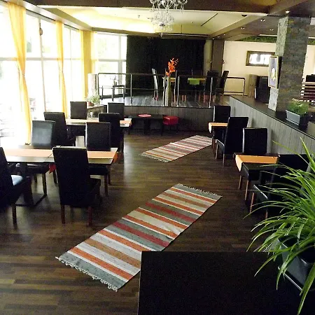 Ravintola 66 Алавус